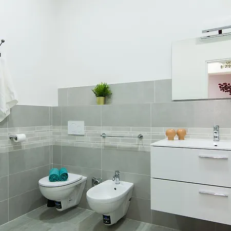 Freccia Rossa Apartment *